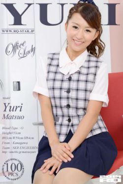美女乳交