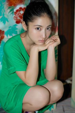 百里东君